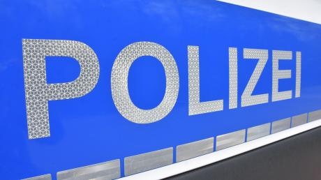 Der Reifen eines Fahrzeugs wurde am Dienstag in Bissingen aufgestochen. Die Polizei bittet um Hinweise. 