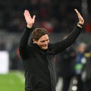 Nach dem Triumph über Atlético Madrid ließ sich Dortmunds Trainer Edin Terzic feiern.