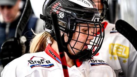 Die Augsburgerin Anna-Lena Niewollik spielt beim ECDC Memmingen Eishockey und ist gerade deutsche Meisterin geworden