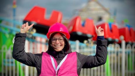 Die Achterbahn läuft und Geschäftsführerin Manuela Stone freut sich: Am 19. Mai eröffnet der neue Peppa Pig Park neben dem Legoland.