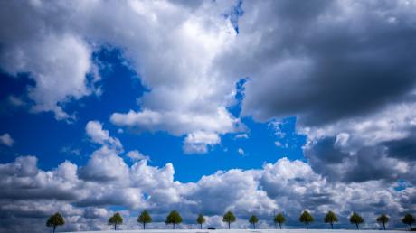 Beim Cloud Seeding wird Niederschlag aus den Wolken gepresst.