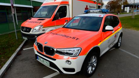 Immer häufiger werden Rettungswagen auch im Kreis Günzburg für einfache Patiententransporte etwa nach Hause oder ins Seniorenheim genutzt. Das wird für den Rettungsdienst zunehmend zum Problem.