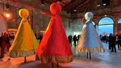 Die Landsberger Stelzer haben eine der Ausstellungen der Biennale in Venedig eröffnet.