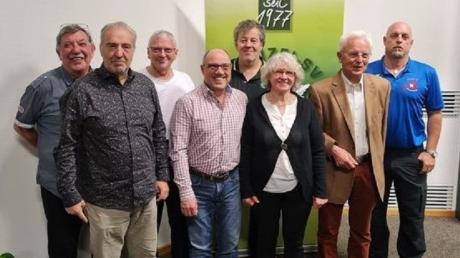 Jürgen Hoffmann (von links), Armin Gaurieder, Fritz Ruder, Jürgen Schedl, Hans-Jörg Haug, 
Sieglinde Beutlhauser, Norbert Schwalber, Marc Schwalber