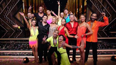 Diese sieben Paare wollen sich in Show 8 von "Let's Dance" 2024 beweisen. Welche Tänze gibt es zu sehen?