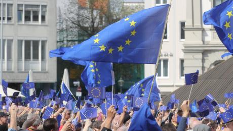 In den kommenden Wochen sind in Augsburg zahlreiche Veranstaltungen zur Europawahl 2024 geplant.