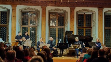 Das Lehrerkonzert der Städtischen Sing- und Musikschule fand im Festsaal des Historischen Rathauses statt.
