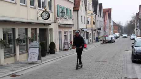 Die E-Scooter in Friedberg haben drei Räder, das macht sie sicherer. 