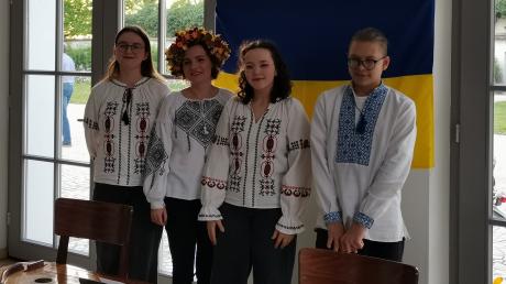 Vier ukrainische Künstler spielten im Rainer Schloss ein Benefizkonzert.