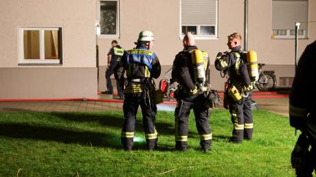 Ein 58-jähriger Mann hat in der Nacht auf Mittwoch in  Oberhausen in suizidaler Absicht eine heftige Verpuffung herbeigeführt. Er kam schwerverletzt ins Krankenhaus. 