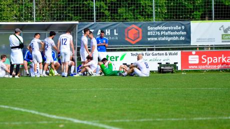 Nach der Niederlage in Bobingen war der Abstieg perfekt. Entsprechend enttäuscht zeigte sich das Team.