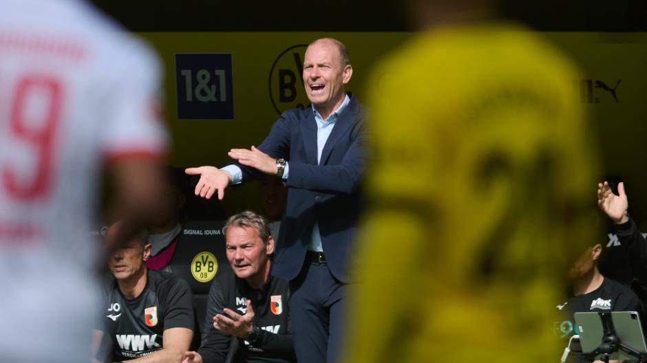 FCA-Jess Thorup hat nach dem 1:5 gegen Borussia Dortmund alles hinterfragt. Ob es gegen den VfB Stuttgart besser läuft?