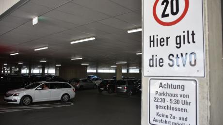 Im Bereich des Parkplatzes der "Donaumeile" in Donauwörth ist es zu einer Auseinandersetzung gekommen.