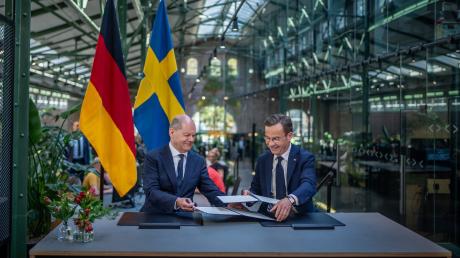 Bundeskanzler Olaf Scholz (SPD) war zu Besuch beim schwedischen Ministerpräsidenten Ulf Kristersson.