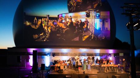 Drei Open-Air-Konzerte gibt es demächst am Radom in Raisting. Mit dabei unter anderem das Weilheim Soul Orchestra, wie schon im Jahr 2022.