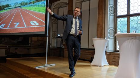 Der Unternehmer Wolf Hirschmann hielt beim IHK-Wirtschaftsempfang in Landsberg einen Impulsvortrag.