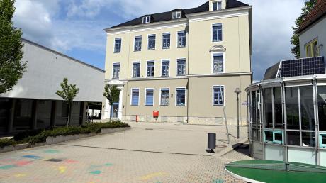 Die Werner-Egk-Schule in Oberhausen wird künftig wohl "Grundschule Augsburg-Oberhausen Mitte" heißen. 
