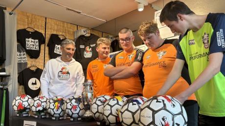 Die Gruppen sind schon ausgelost. Am 1. und 2. Juni findet in Neu-Ulm das Unified-Turnier statt. Ein Inklusions-Fußballturnier mit der Mannschaft "Donauflanke".