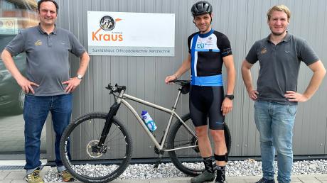 Techno-Doping für Radsportler (von links) Orthopädie-Techniker Andreas Kraus, Radsportler Florian Herdener und Matthias Markl.