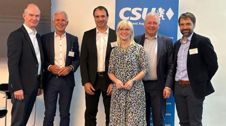 Zum Austausch mit der Wirtschaft lud die CSU unter Federführung von Carolina Trautner, MdL, Fraktionsvorsitzendem Lorenz Müller (Zweiter von links) und MdEP Markus Ferber (Zweiter von rechts).