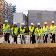 Spatenstich für ein 80-Millionen-Euro-Projekt bei Wieland: Die Gießerei am Standort Vöhringen wird um ein Recyclingcenter erweitert.  