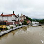 Der mobile Hochwasserschutz in Neuburg am Donaukai und auf der Insel ist bereit.