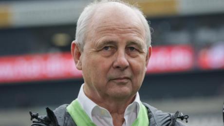 Eintracht-Legende Bernd Hölzenbein ist im Alter von 78 Jahren gestorben.