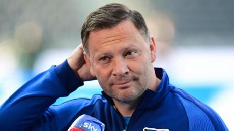 Muss im Saisonendspurt auf Stürmer Jhon Cordoba verzichten: Hertha-Coach Pal Dardai.