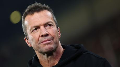 Fußball-Experte Lothar Matthäus zeigte sich nicht überzeugt vom Auftreten der Bayern-Stars Serge Gnabry und Leroy Sane nach ihrer Einwechslung.