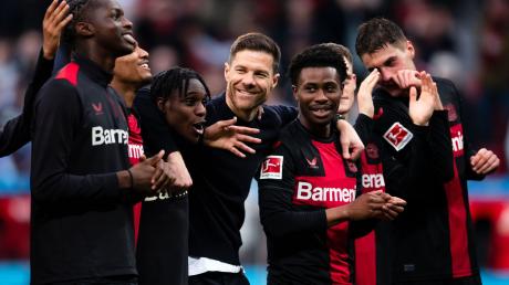 Bayer 04 Leverkusen steht kurz vor dem Gewinn ihrer ersten Meisterschaft.