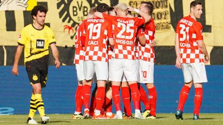 Mainz 05 feierte einen wichtigen Sieg im Abstiegskampf und besiegte schwache Dortmunder klar.