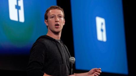 Mark Zuckerberg würde auch Muslime in seinem Unternehmen beschäftigen. Das machte er jetzt deutlich.
