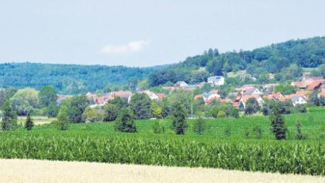 Im Nordwesten Zöschingens können in den nächsten drei Jahren zehn Windräder entstehen. Die entsprechende Genehmigung sorgte im Rat der Gemeinde jedoch für heftige Diskussionen.  
