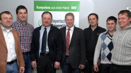 Die neue Spitze des BBV im Kreis (von links): Michael Ried, Jürgen Meitinger, Klaus Beyrer, Albert Sporer, Josef Zeller, Michael Eberle und Andreas Kugler. 