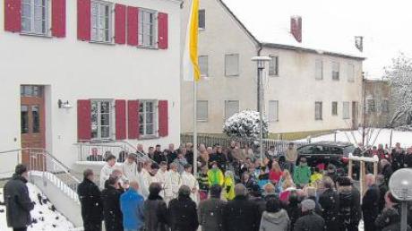 Frisch renoviert präsentierte sich das Pfarrheim in Aislingen bei der Einweihung am Sonntag. 
