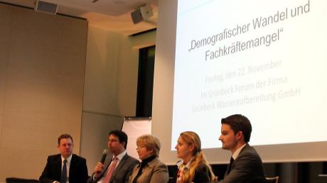 Diskutierten auf dem Podium (von links): Matthias Köppel, Peter Lachenmeir, Hildegard Wanner, Beate Neubauer und Manuel Knoll. 
