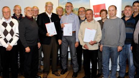 Die Gewerkschaft Verdi hat in Gundelfingen langjährige Mitglieder geehrt. 
