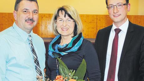 Die Wählergemeinschaft Reistingen nominierte ihren Bürgermeisterkandidaten (von links): Thomas Baumann mit Frau Doris und Reinhard Kienmoser. 