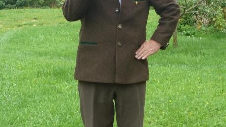 Der Syrgensteiner Albert Rehm ist eines der Gründungsmitglieder der Jagdhornbläsergruppe Dillingen. 
