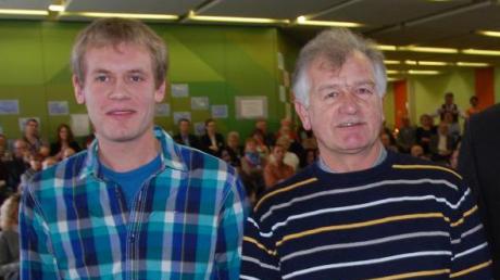 Beim Empfang wurden auch die neuen Feldgeschworenen Stefan Schmid (links im Bild) und Paul Schmid vereidigt. 