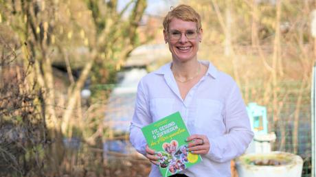 Cora Wetzstein aus Gundelfingen hat ein neues Buch veröffentlicht. Dabei gehört sie noch gar nicht zur Zielgruppe.