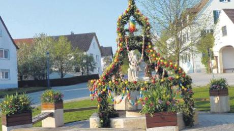 Neben den großen Festen wie „300 Jahre Laurentiuskapelle“ und „125 Jahre Feuerwehr Wolferstadt“ lobte Bürgermeister Xaver Schnierle vor allem das ehrenamtliche Engagement in den Vereinen, auch das des Seniorenkreises, der den Osterbrunnen jedes Jahr errichtet. 