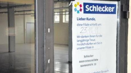 Verwaiste Flure in der Harburger „Schlecker“-Filiale: Der Drogeriemarkt hat einige Läden in der Region dichtgemacht. 