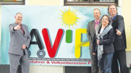 Die neue Bürgerpartei AVIP hat einen Landesverband gegründet (von links): Ralf Borgmann, Thomas Anders, Daniela Schäffler und Andreas Uhing. 