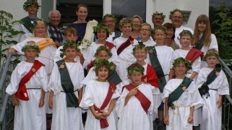 Wie die Römer kleideten sich die Kinder bei der Aktion des Heimatvereins.