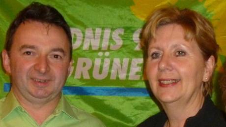 Ellen Schumacher will Bürgermeisterin in Oberndorf werden. Mit im Bild Grünen-Kreisvorsitzender Albert Riedelsheimer.