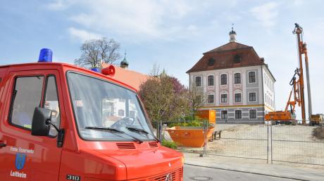 Braucht die Leitheimer Feuerwehr für rund 150000 Euro ein neues Fahrzeug, um den Brandschutz für das künftige Schlosshotel sicherzustellen? Diese Frage beschäftigt derzeit die Verantwortlichen der Gemeinde.