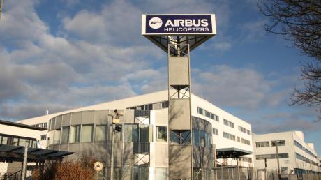 Rund 7000 Beschäftigte zählt das Werk von Airbus Helicopters (vormals Eurocopter) in Donauwörth. Nicht alle Hubschrauber, die dort gefertigt werden, verkaufen sich derzeit gut. Darauf hat das Mangement nun erneut reagiert. 