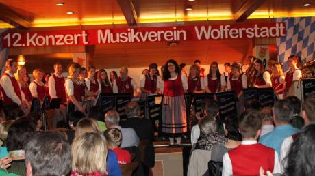 Riesenapplaus nach einem Riesenkonzert: Der Musikverein Wolferstadt überzeugte – und freut sich auf sein eigenes Vereinsheim. 
