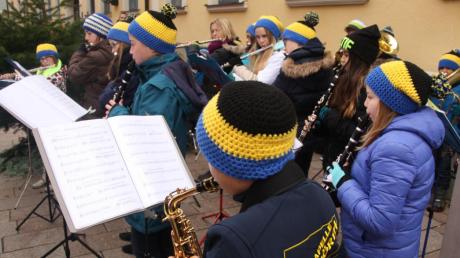 Der Nachwuchs der Werner-Egk-Musikschule sorgte für besinnliche Weisen zum Advents-Auftakt in Donauwörth.  

